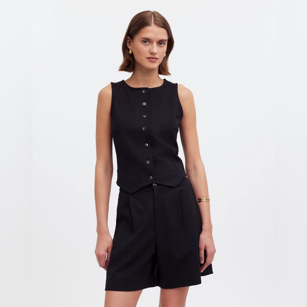 🆕 Madewell Cutaway Button-Front Vest